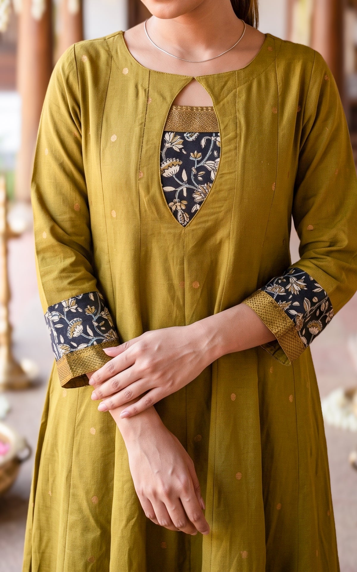 Aazhimathi (Kurti+Dupatta)