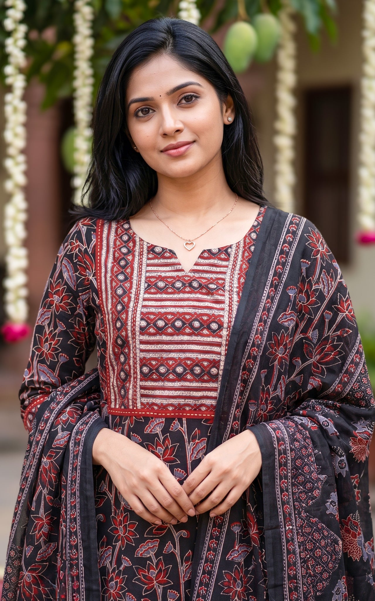 Ruthra Black (Kurti+Pant+Dupatta)