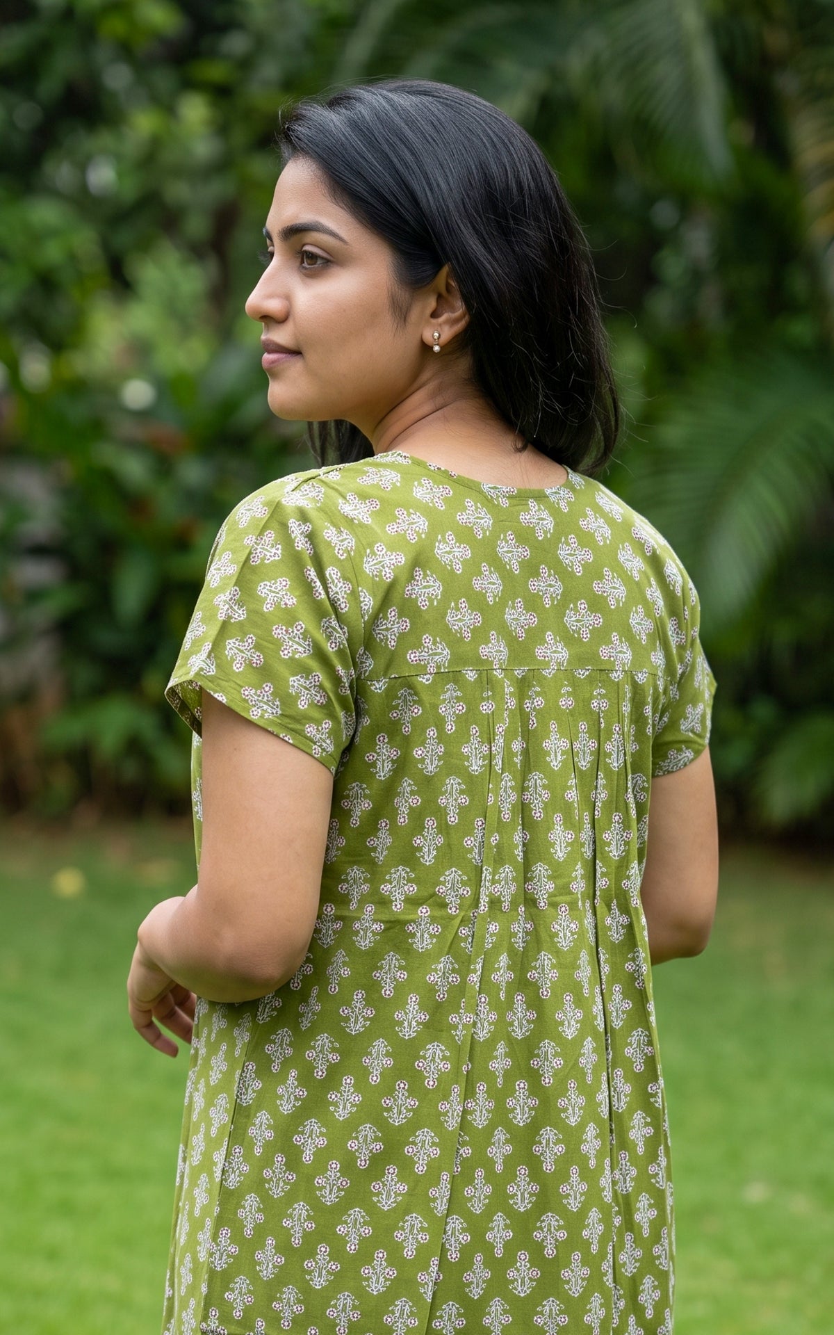 Instore – Green Cotton Straight Fit Nighty for Women – Cotton – Printed – Ethnic Wear