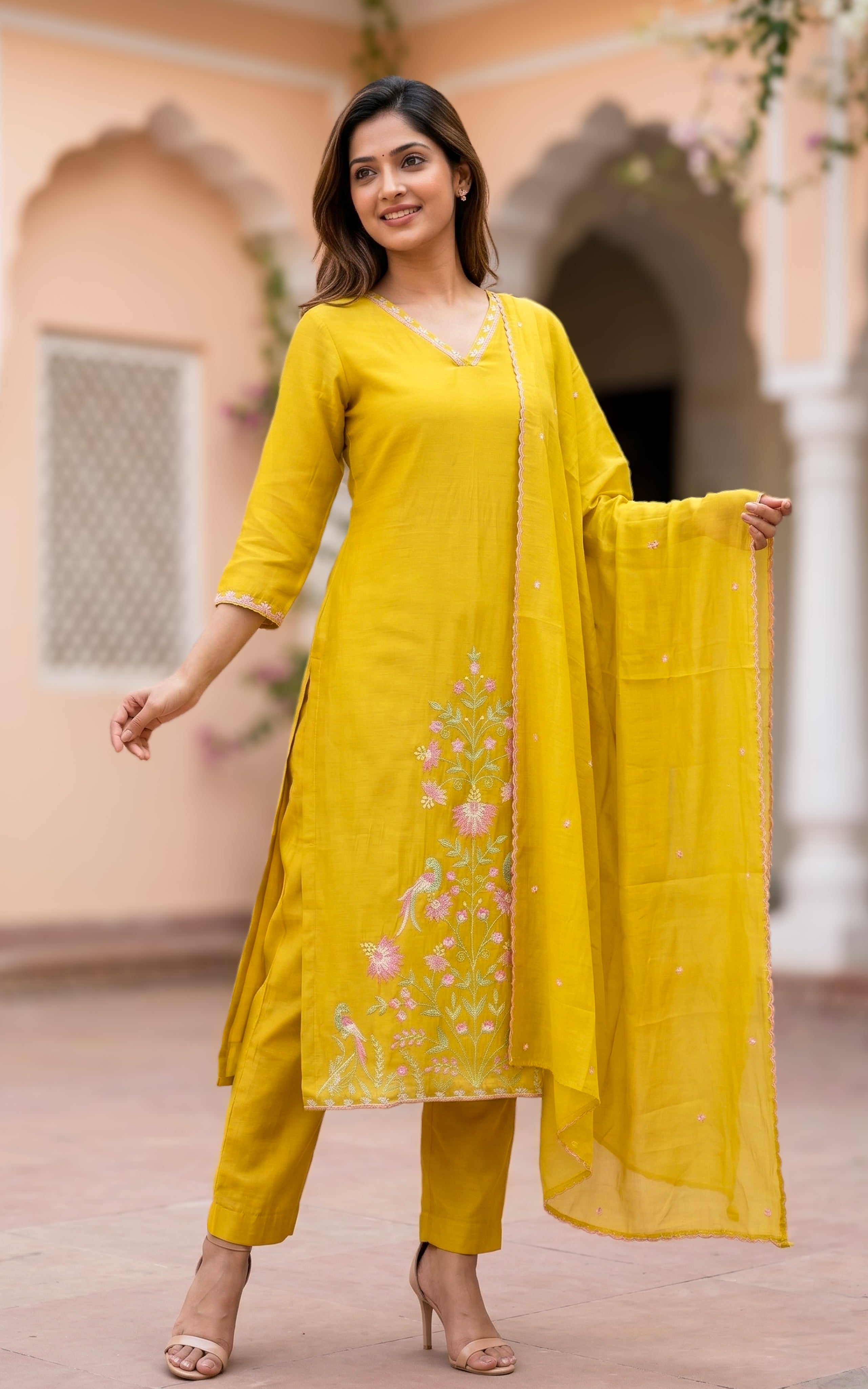 Rovika (Kurti+Pant+Dupatta)