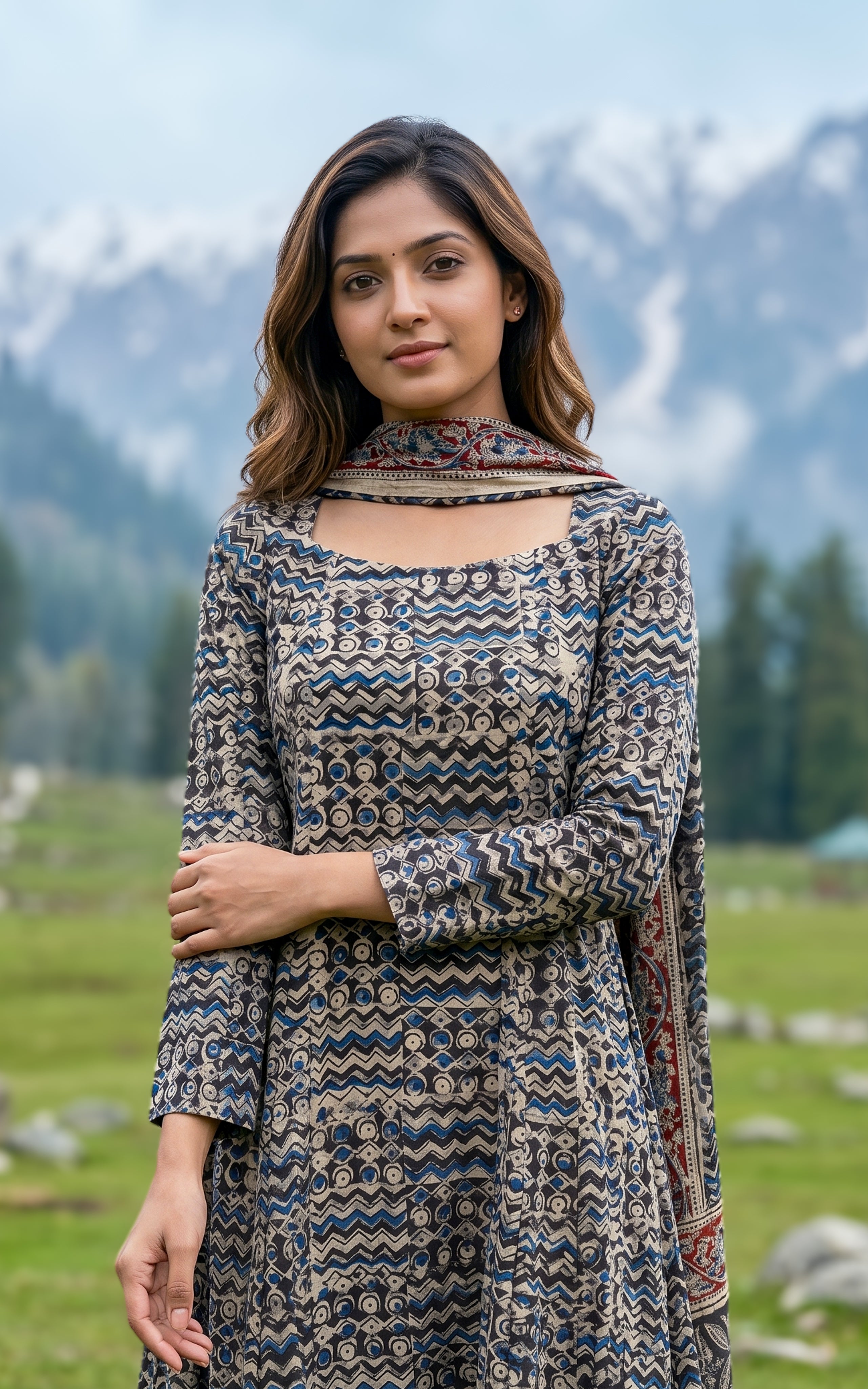 Jesintha D (Kurti+Dupatta)