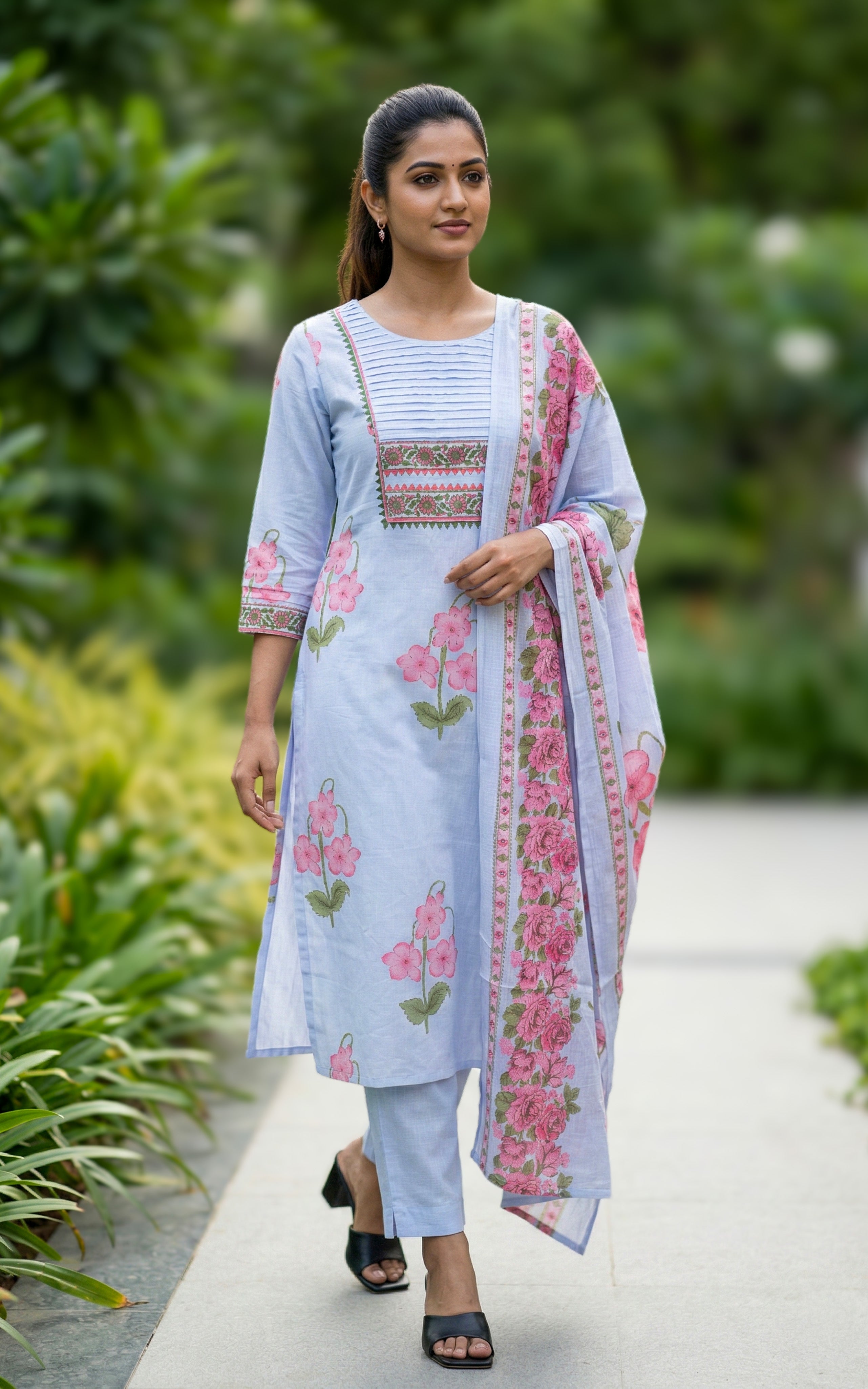 Manasvi B (Kurti+Pant+Dupatta)
