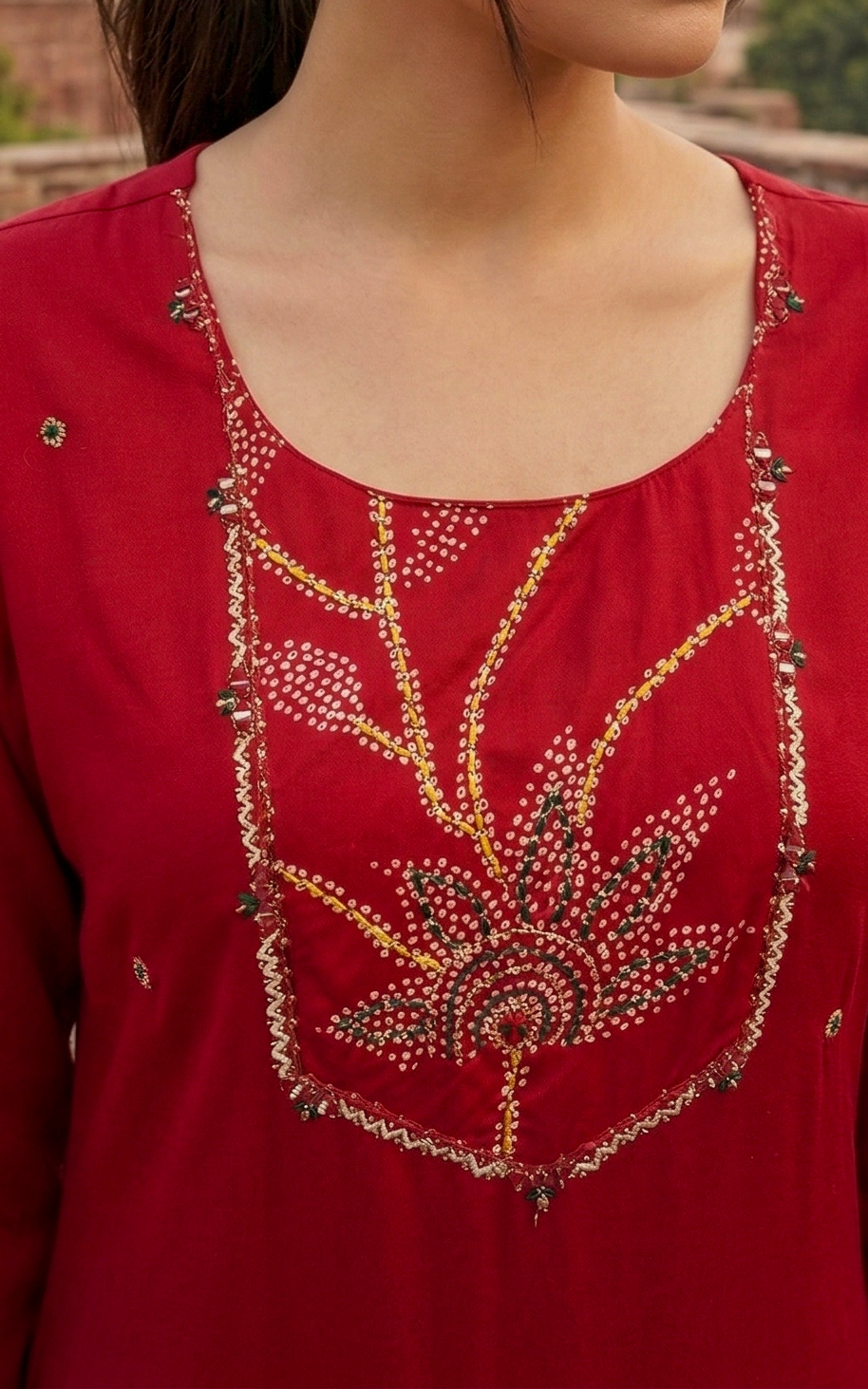 Viha Maroon
