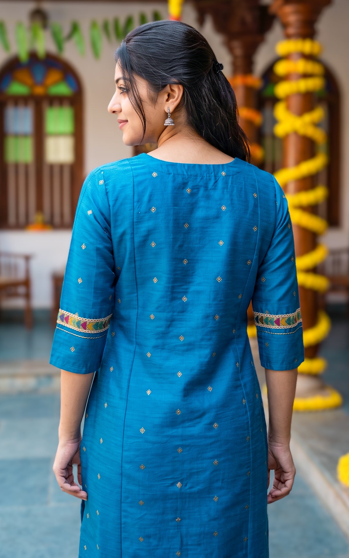 Yazhmika Blue (Kurti+Dupatta)