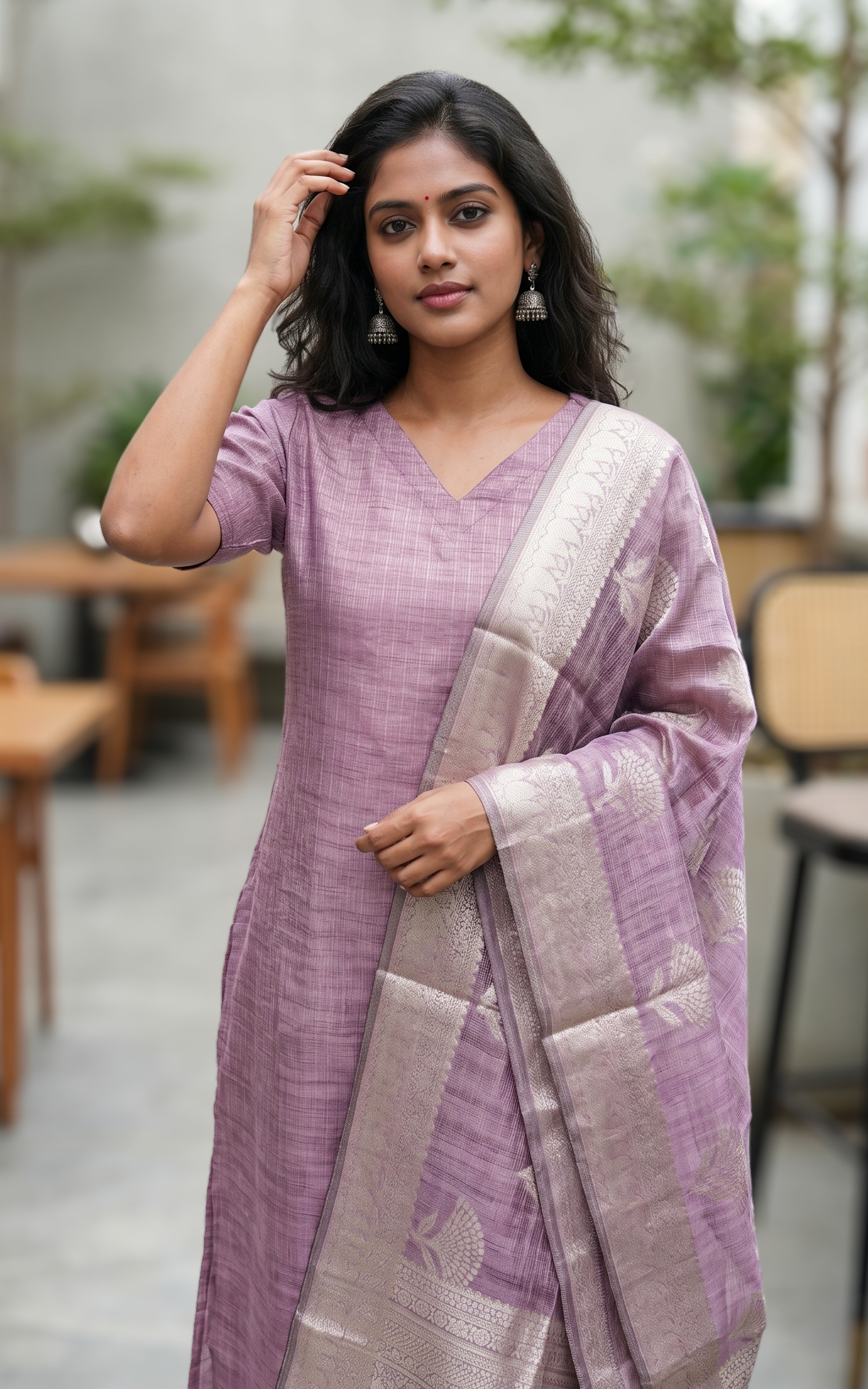 Preshika C (Kurti+Dupatta)