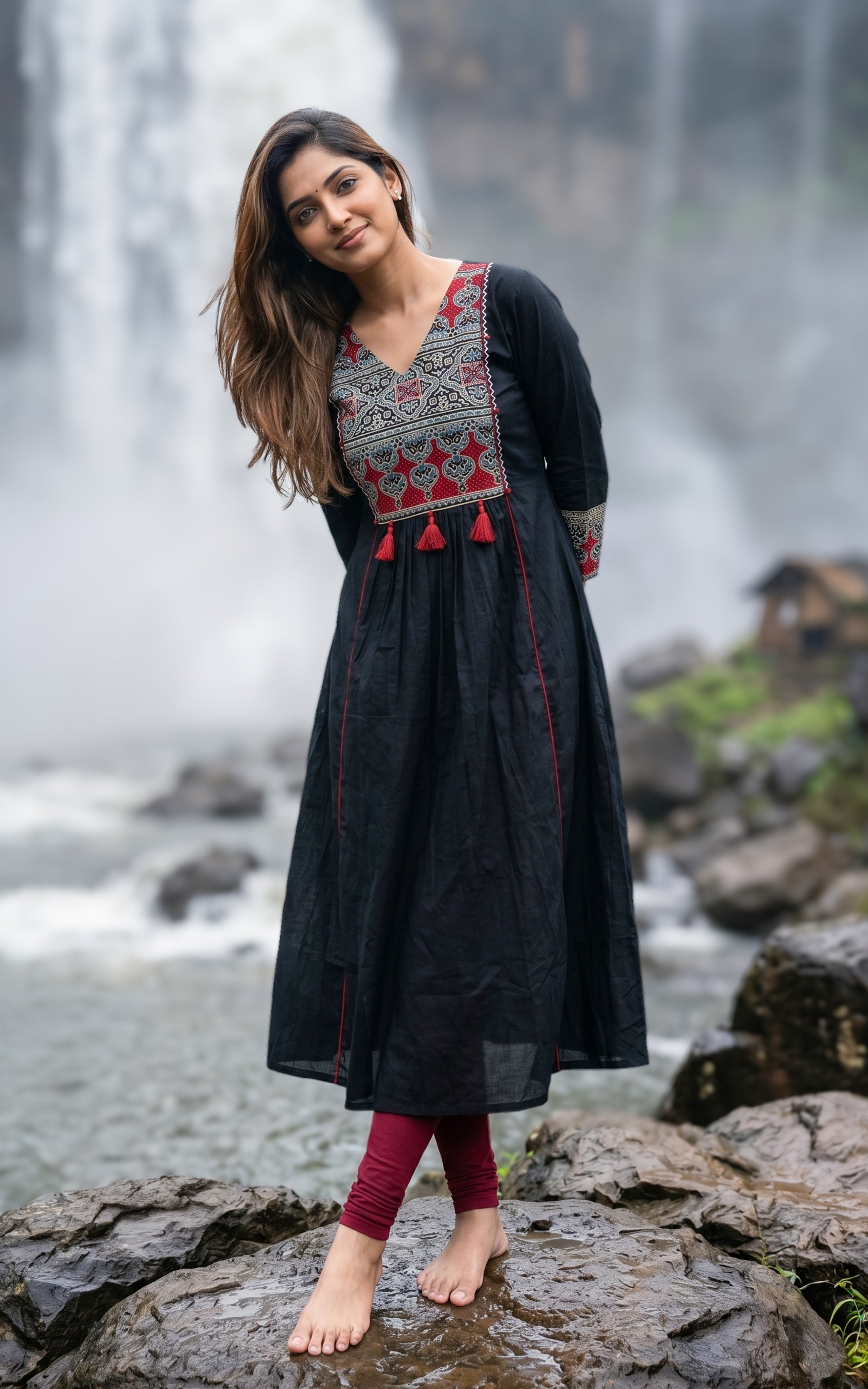 Maysna Black