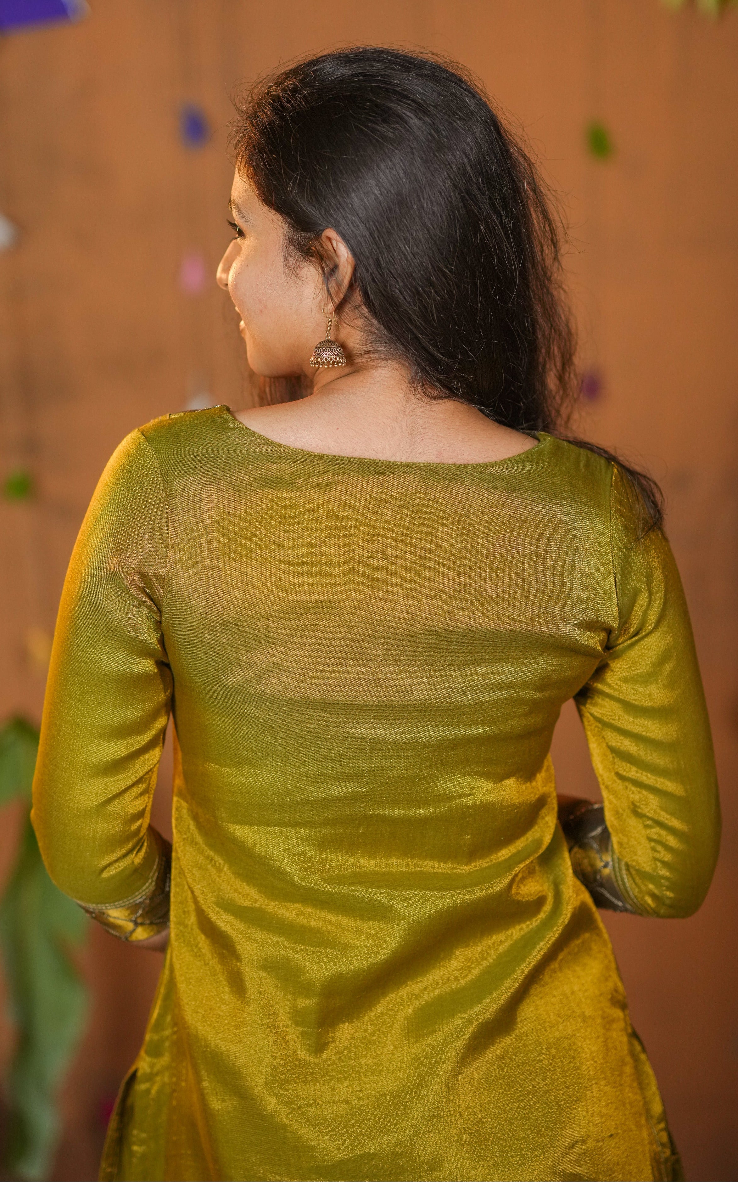 Instore – Dual Shade Mehandi Green Isaipriya Kurti for Women – Art Chanderi – Indian Ethnic Wear
