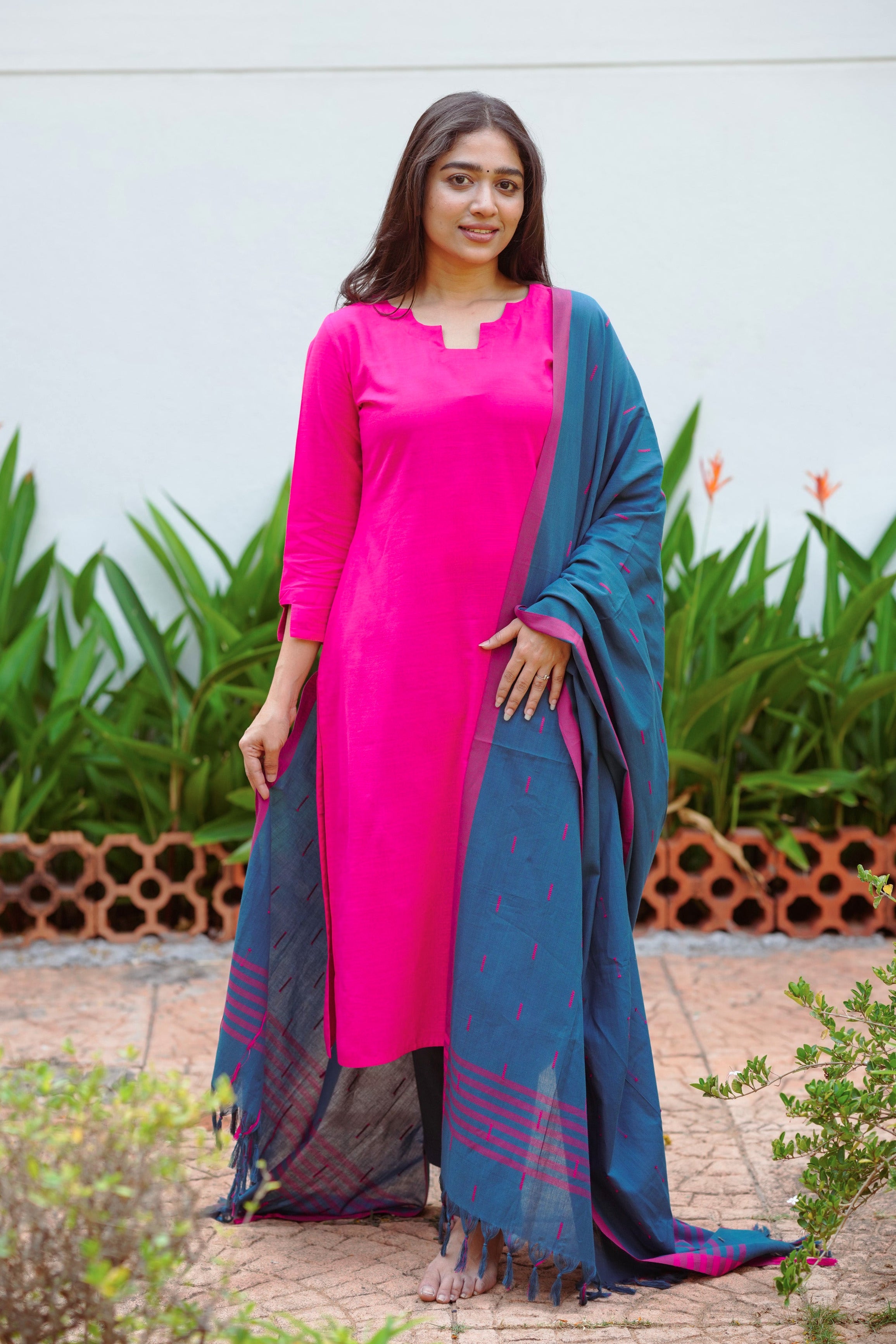 Pink Kurti with Peacock Blue Dupatta for Women
Traditional Cotton Kurti Set for Women