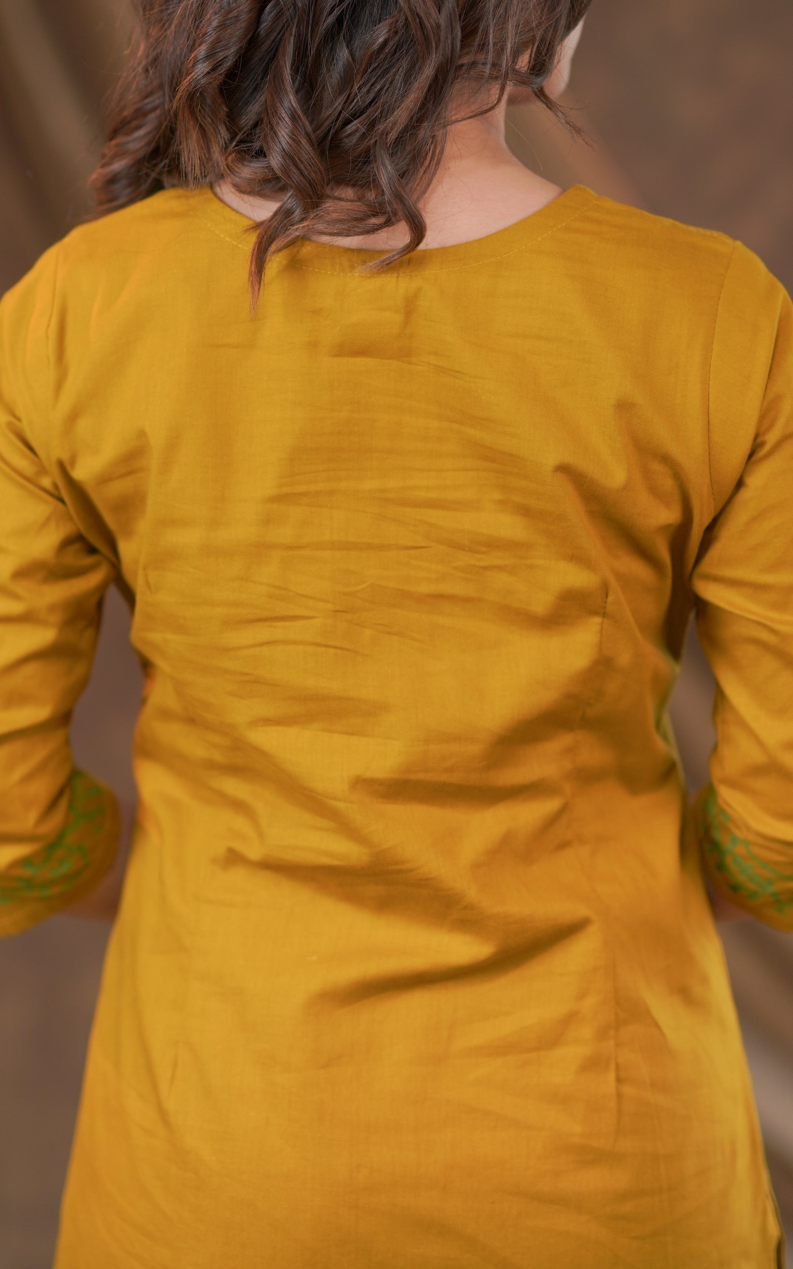 3/4th sleeve straight cut kurti  