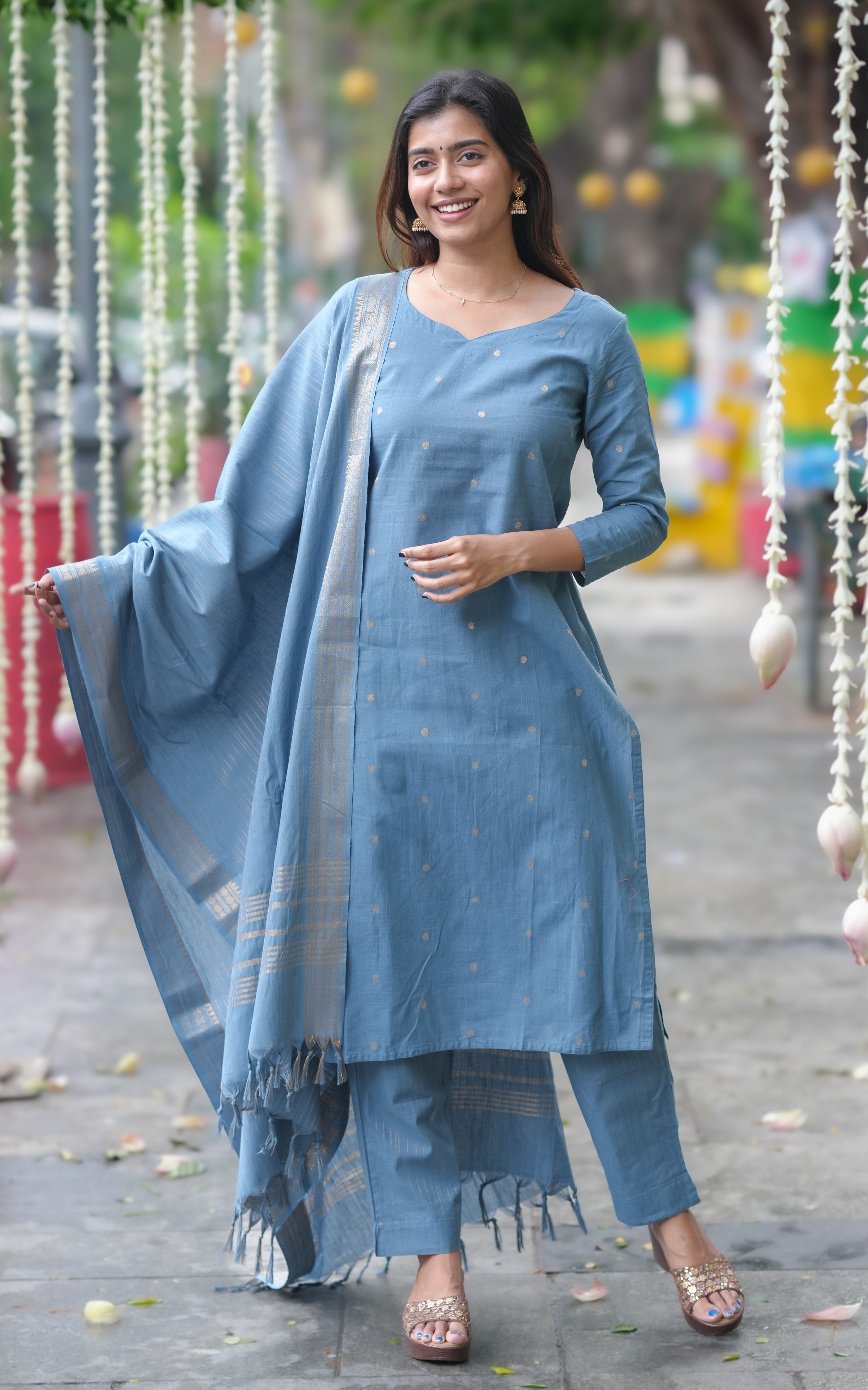 Simple ethnic wear for women