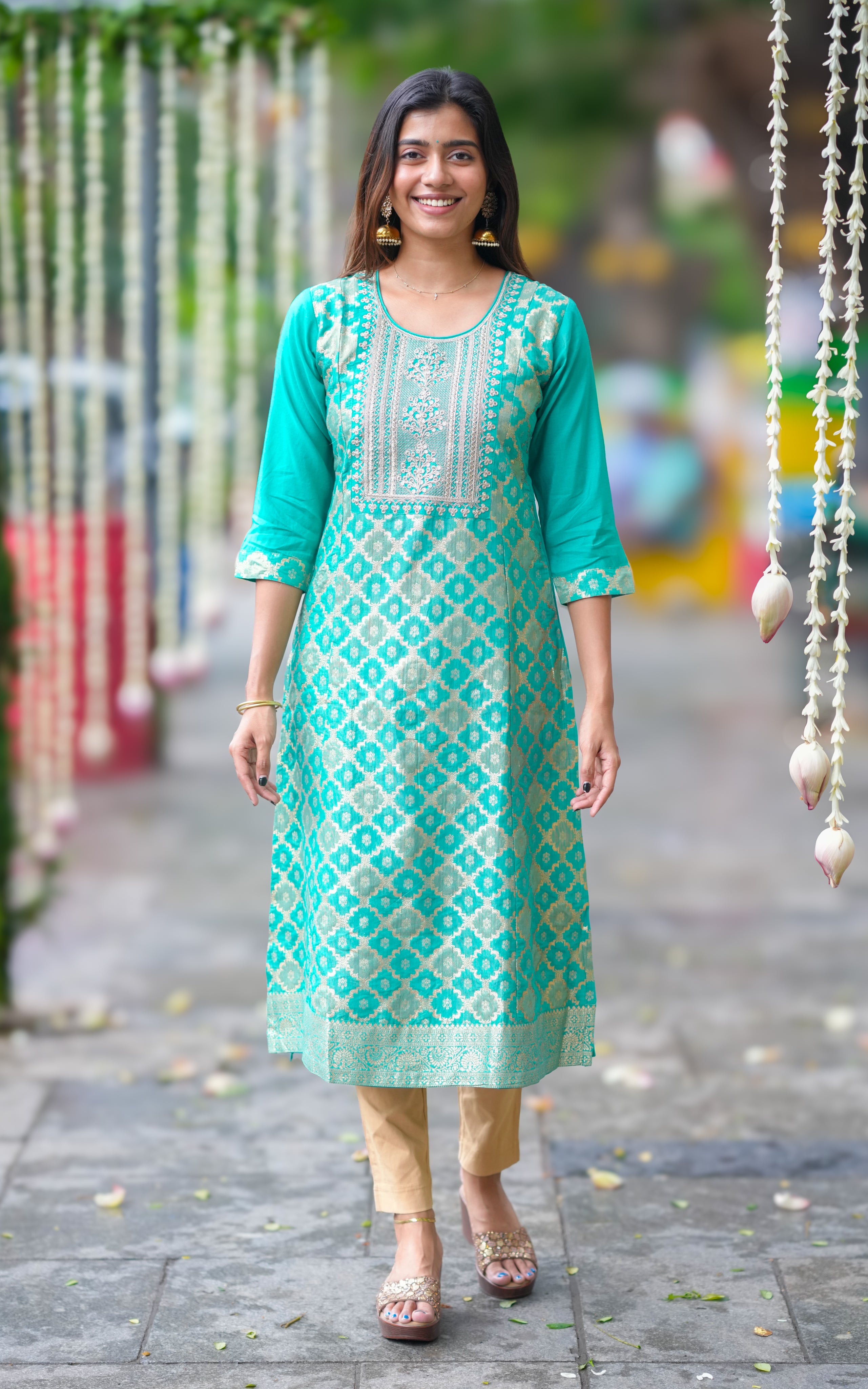 Simple ethnic wear for women