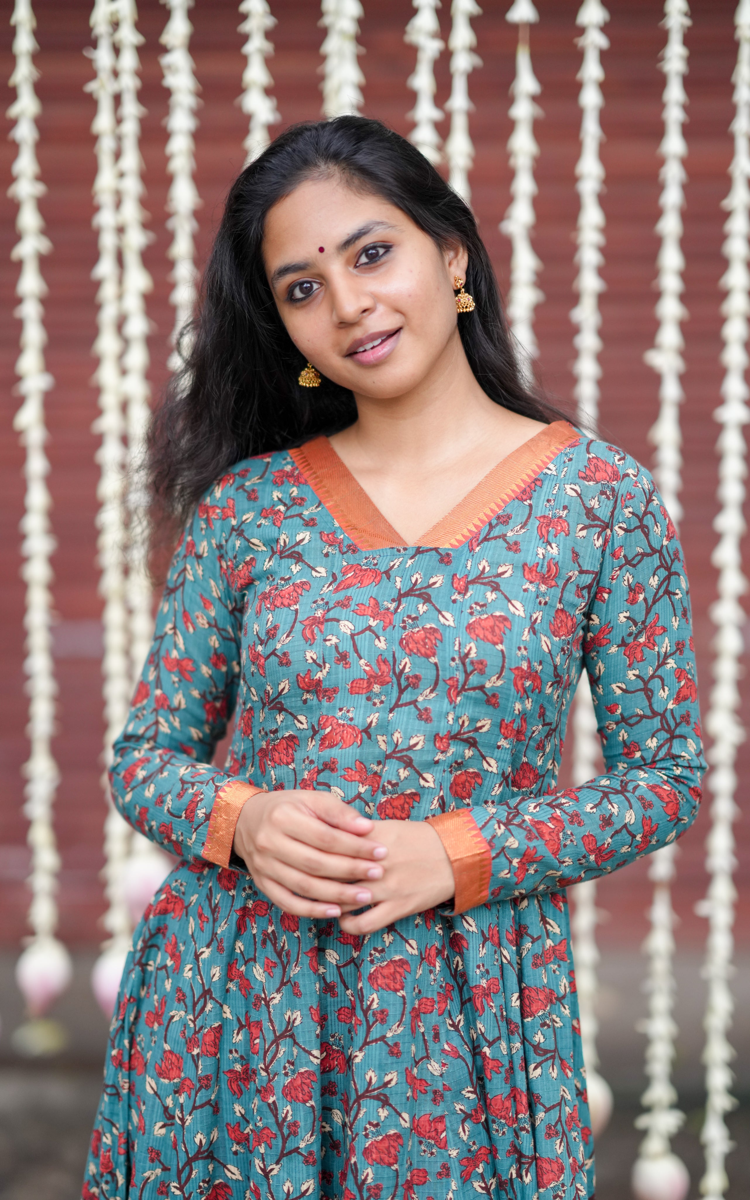 Simple ethnic wear for women