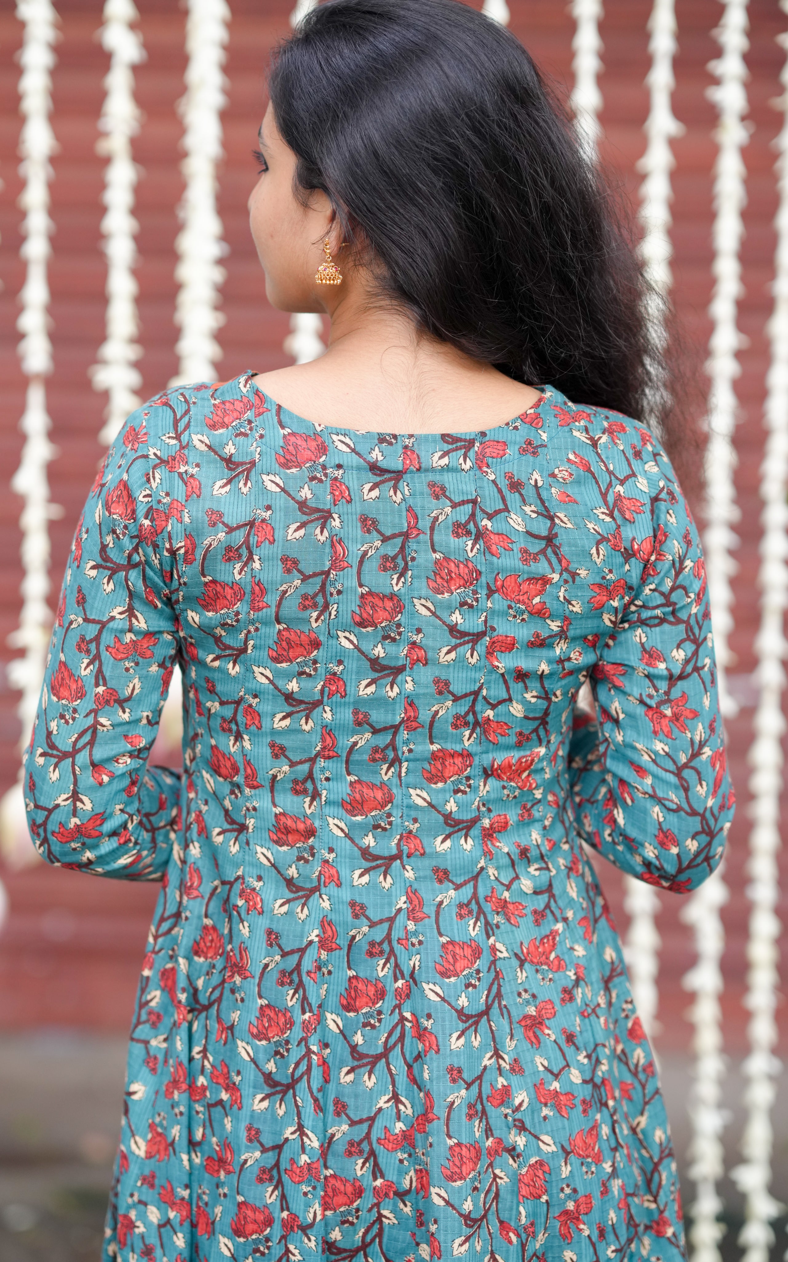 Simple ethnic wear for women