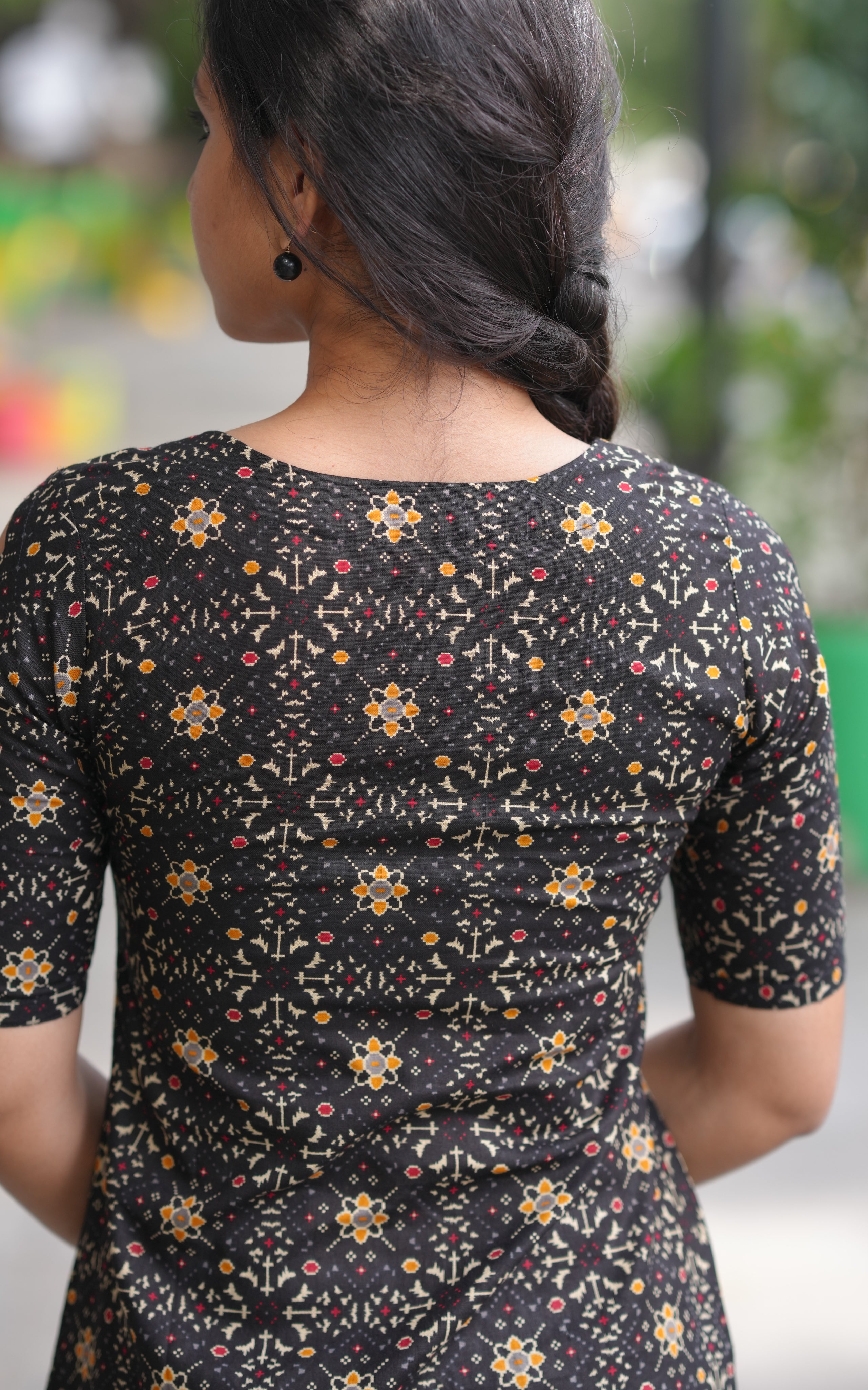 Elegant kurti style for women
