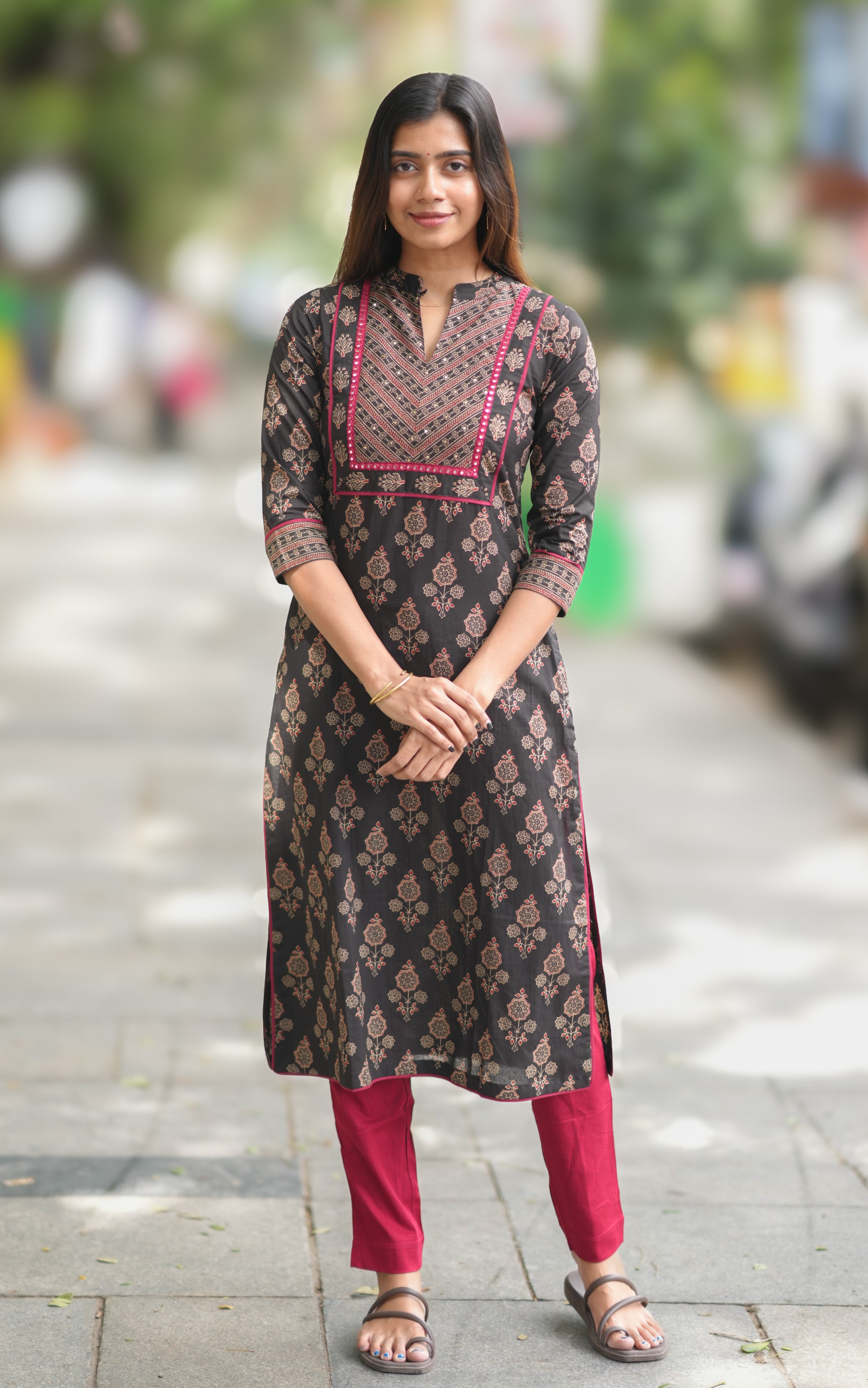 Simple ethnic wear for women