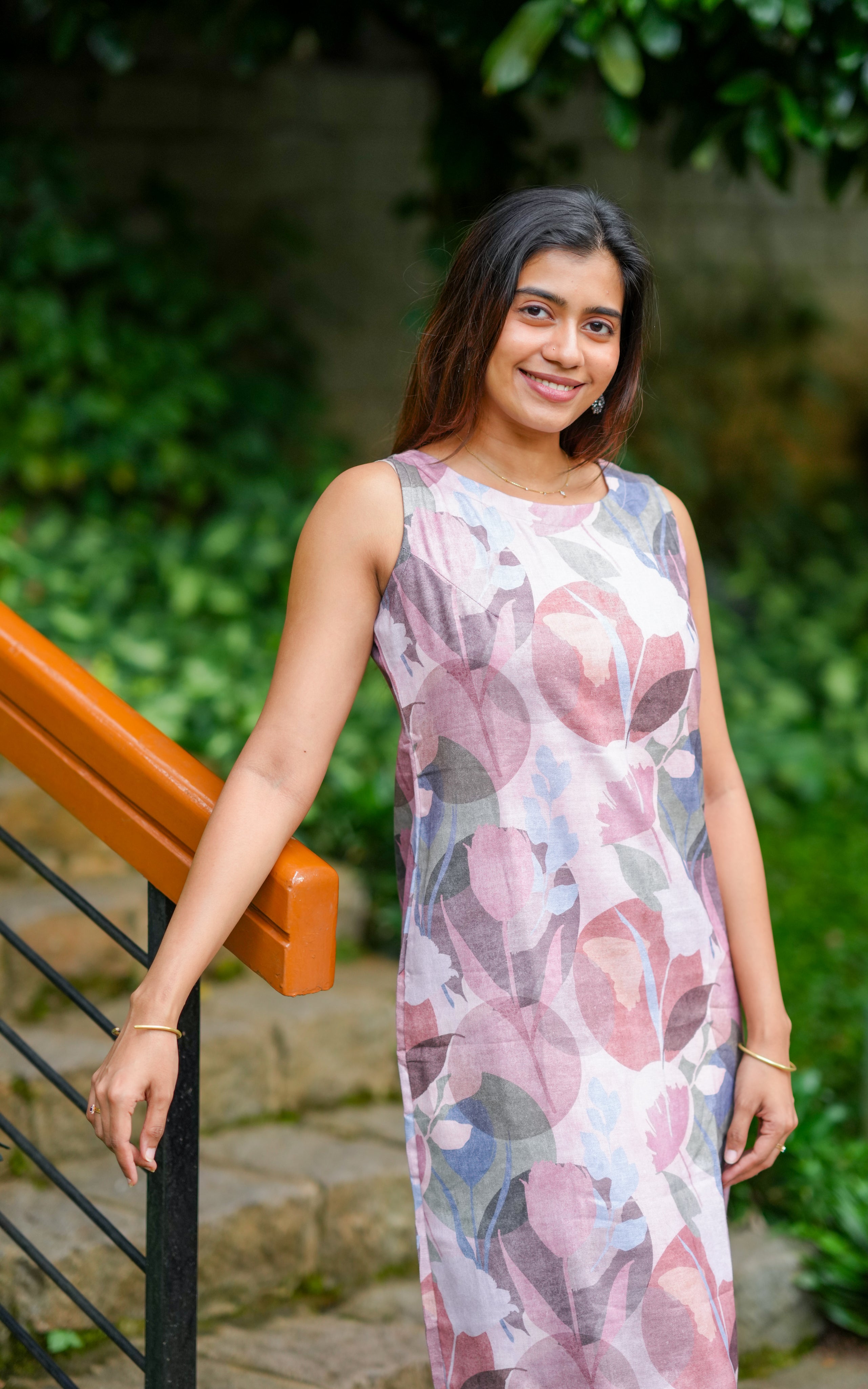  An elegant reminder that less is more when it comes to timeless ethnic fashion