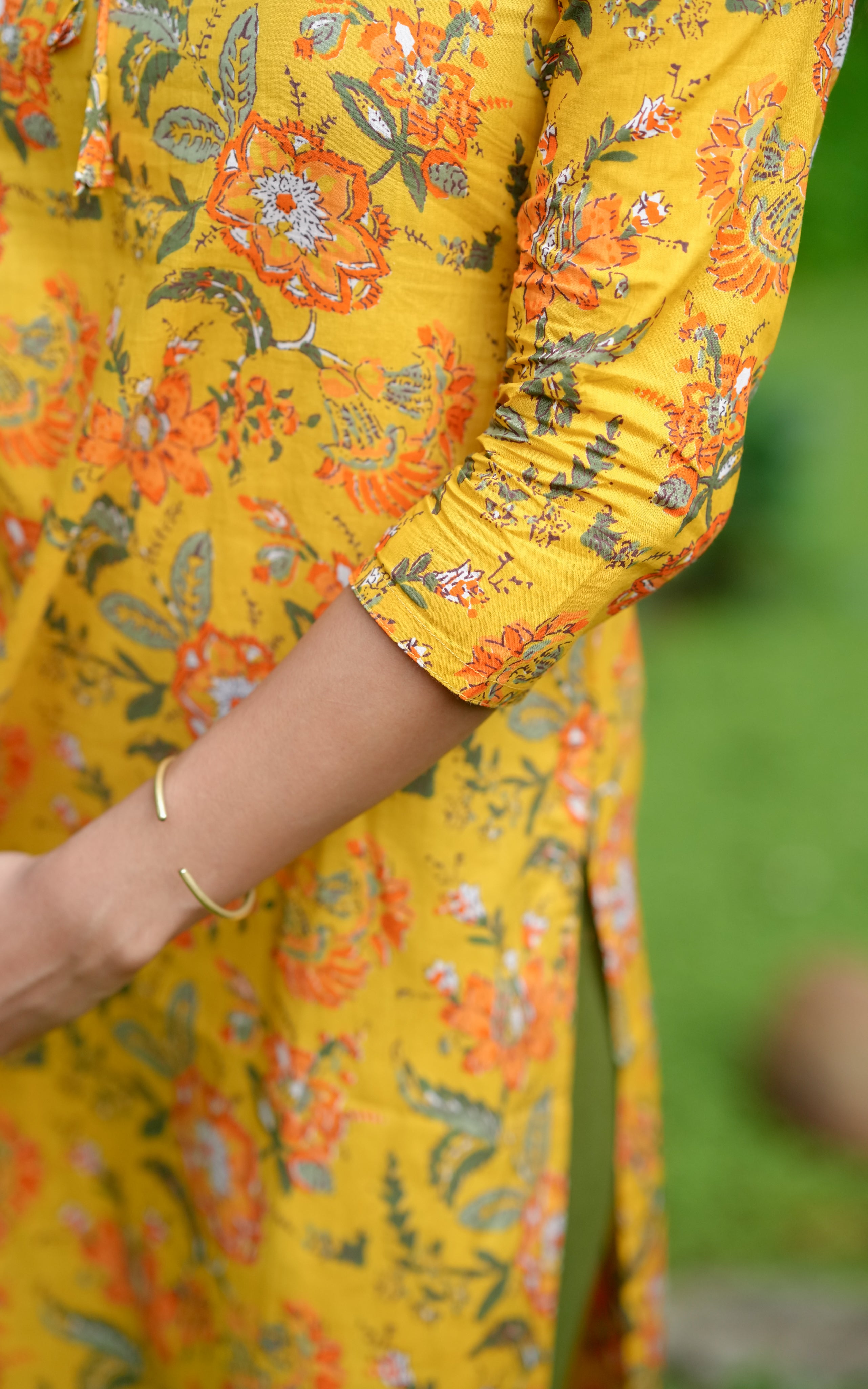 Instore – Vahini Yellow Cotton Handblock Printed Straight Cut Kurti with Side Slit and Cotton Dupatta – Women's Ethnic Wear