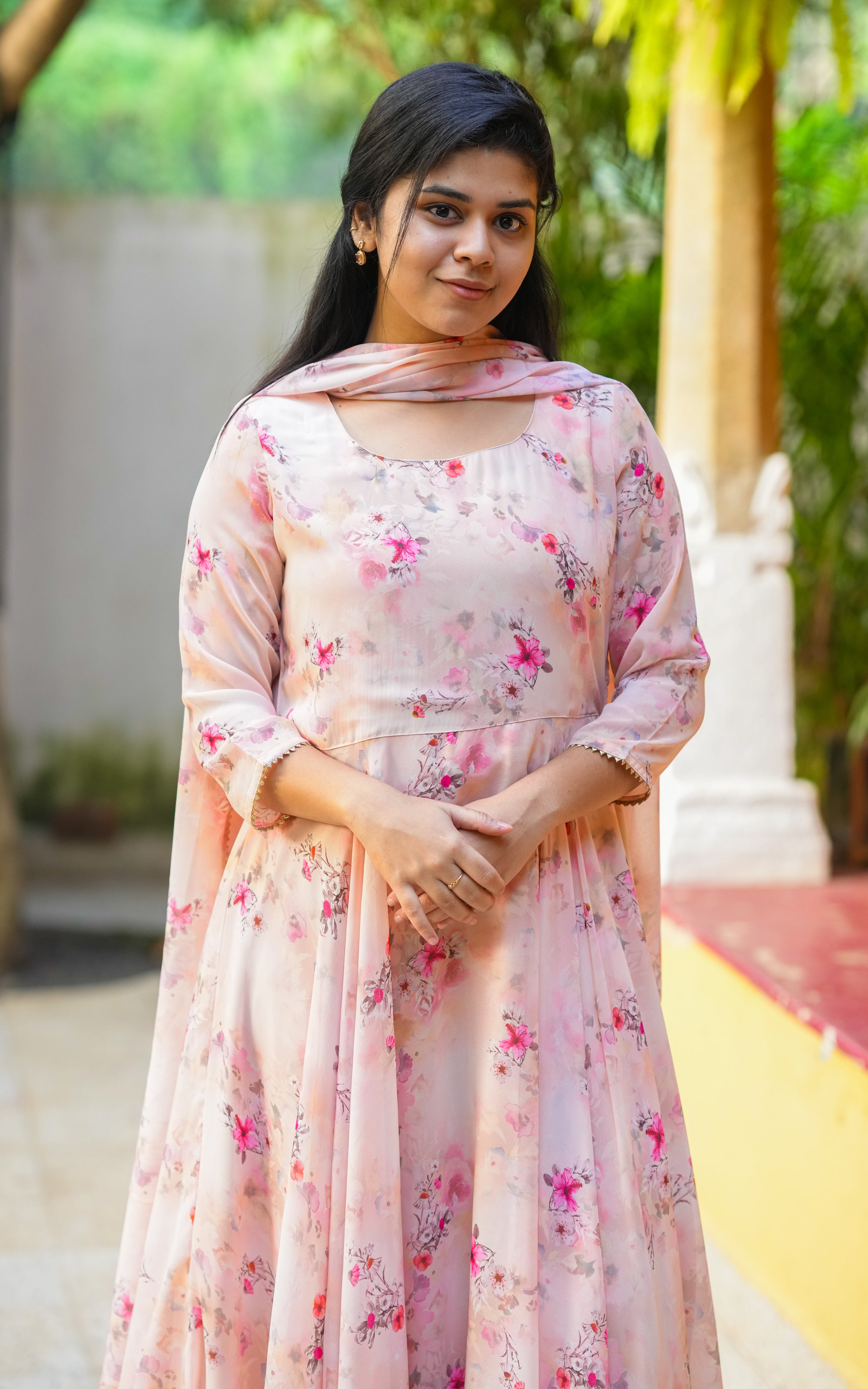 Instore - Peach Color Georgette Full Flared Anarkali Kurti with Dupatta and  Butter Crepe Lining