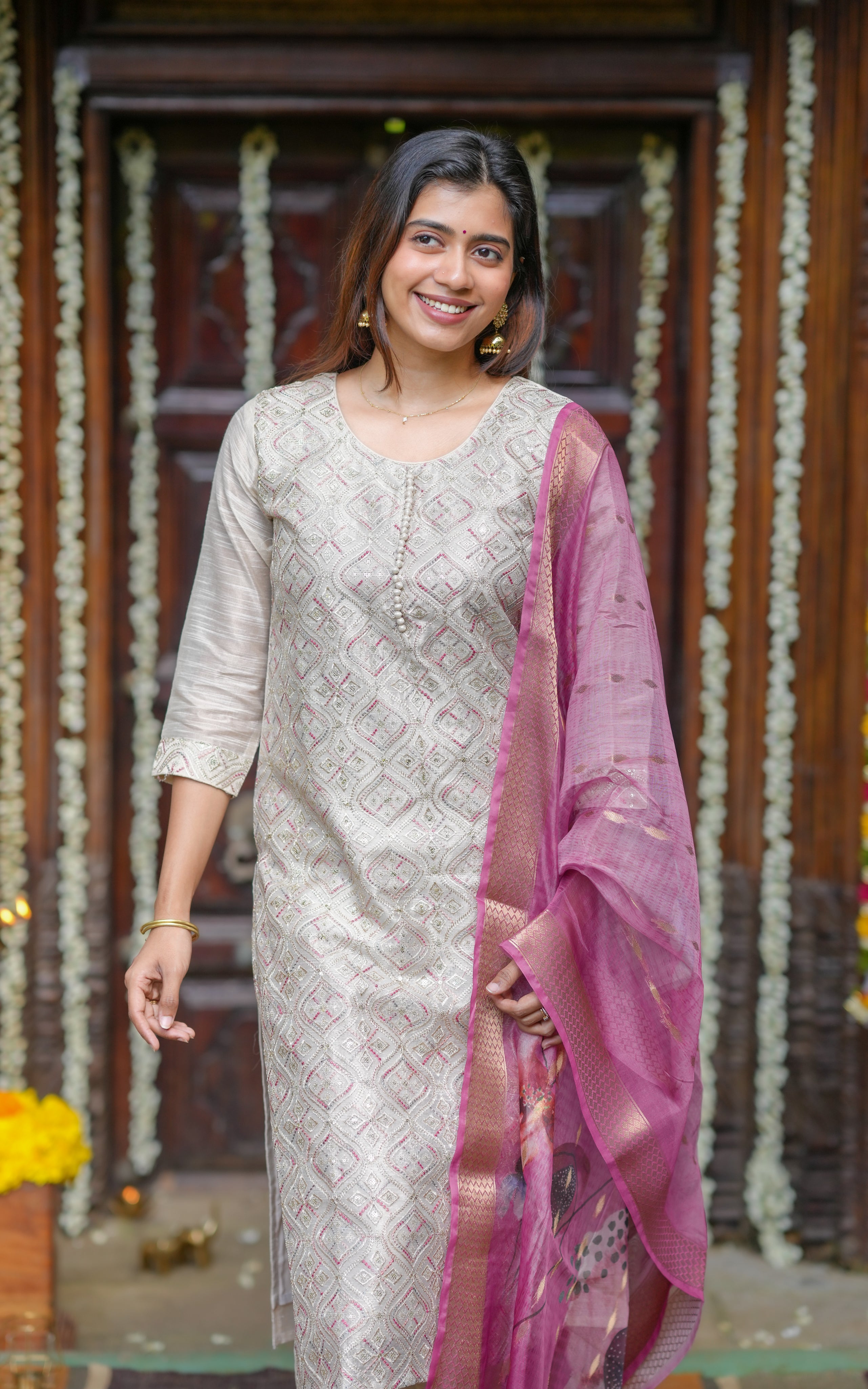 Versatile and comfortable ethnic wear with a flowy fit and subtle sophistication that never goes out of style
