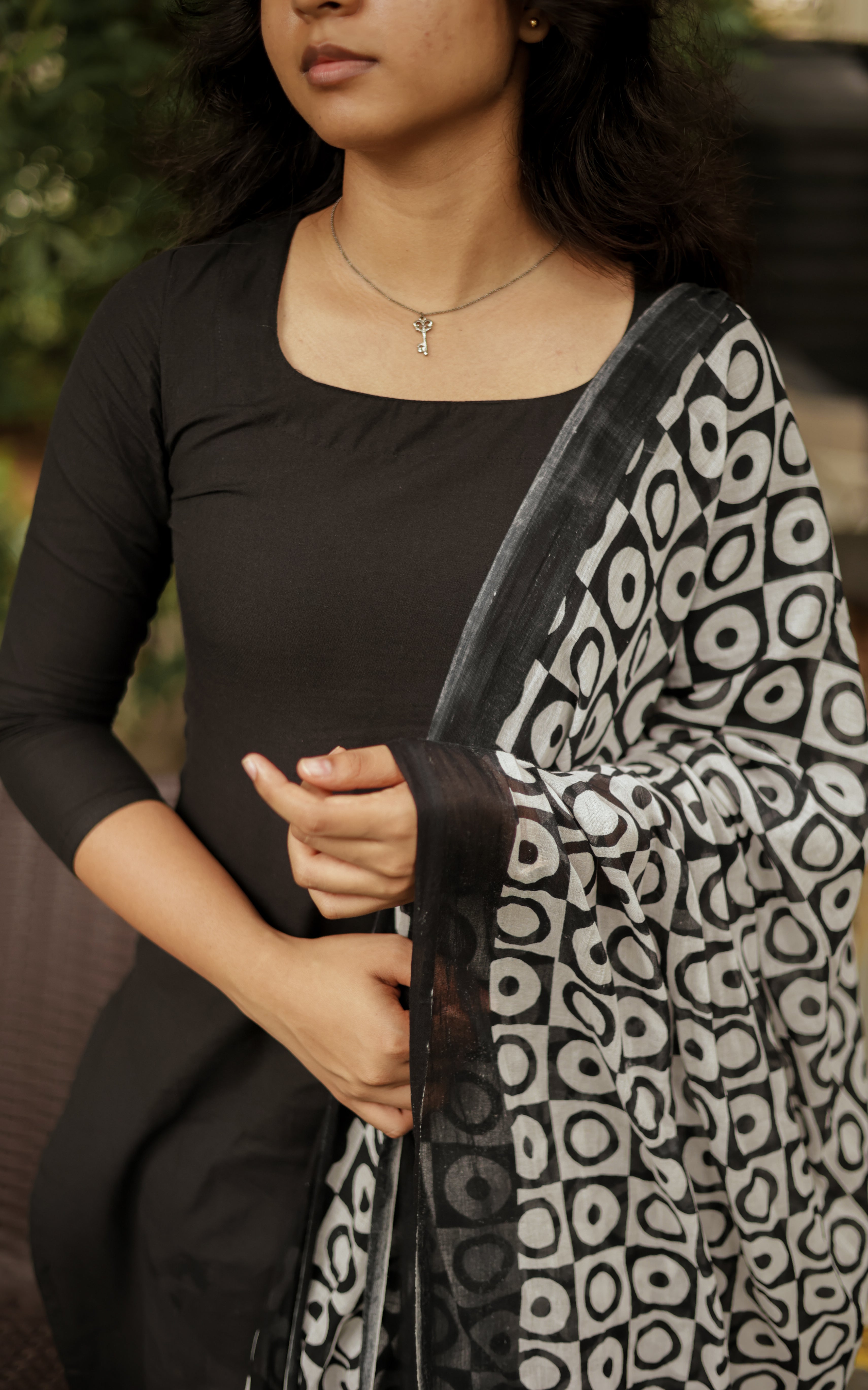 Vtv Jessie Black (Kurti+Dupatta) KURTIS instore