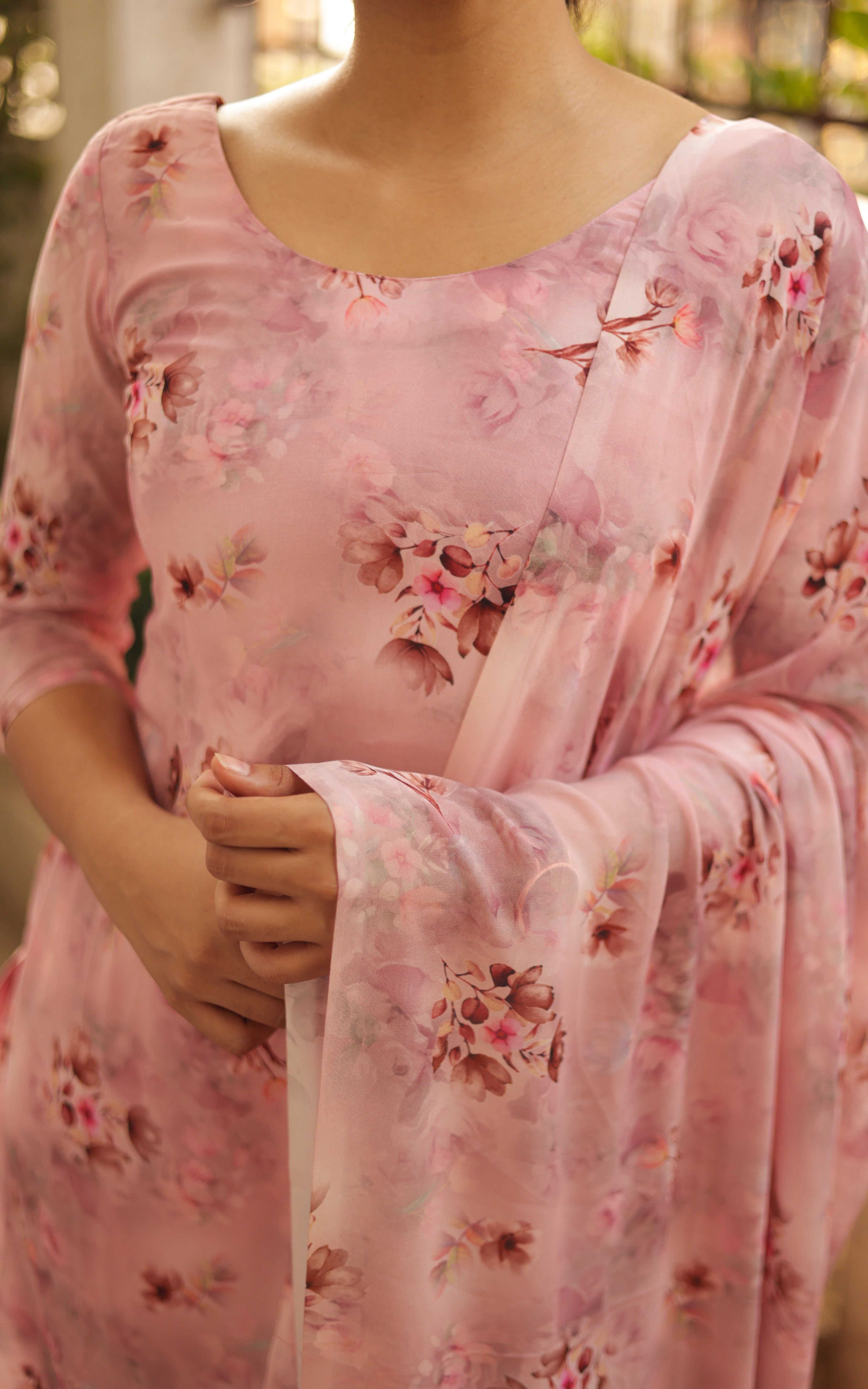 Georgette straight cut kurti with side slit and dupatta 