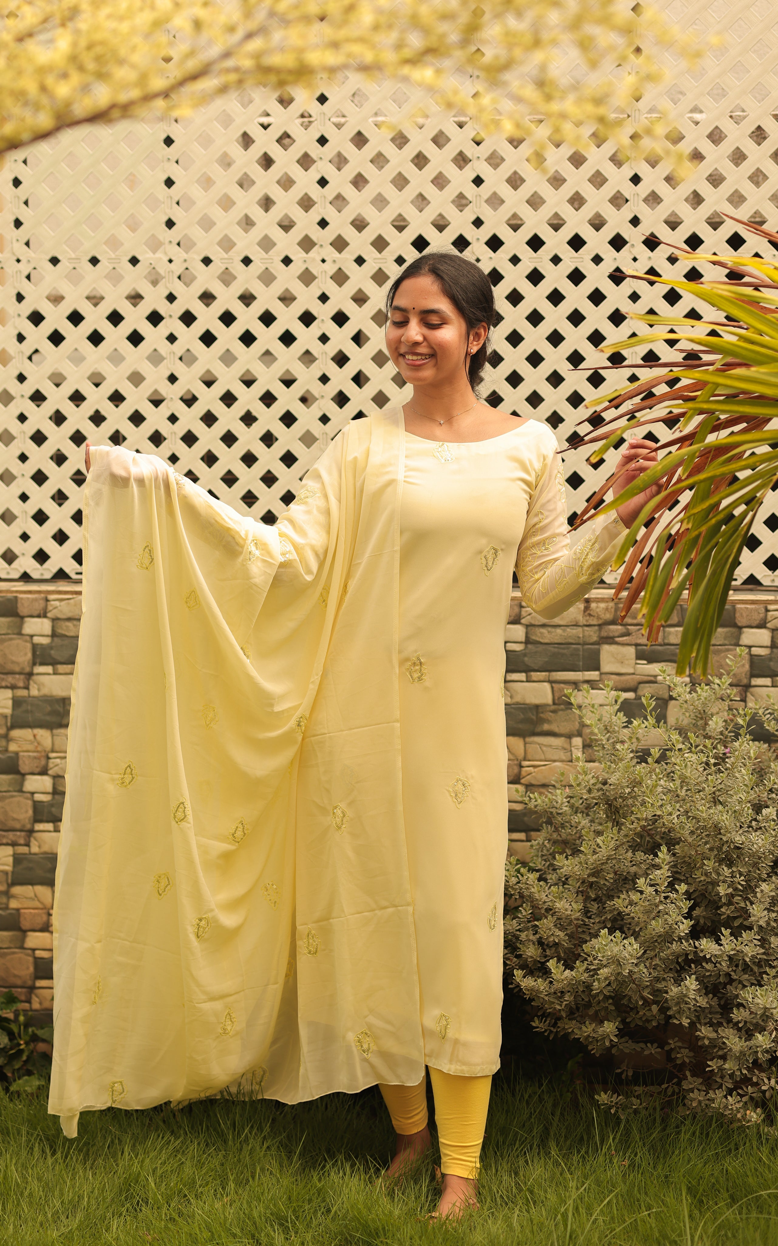 Aishu inspired kurti design – Sillunu Oru Kadhal movie look