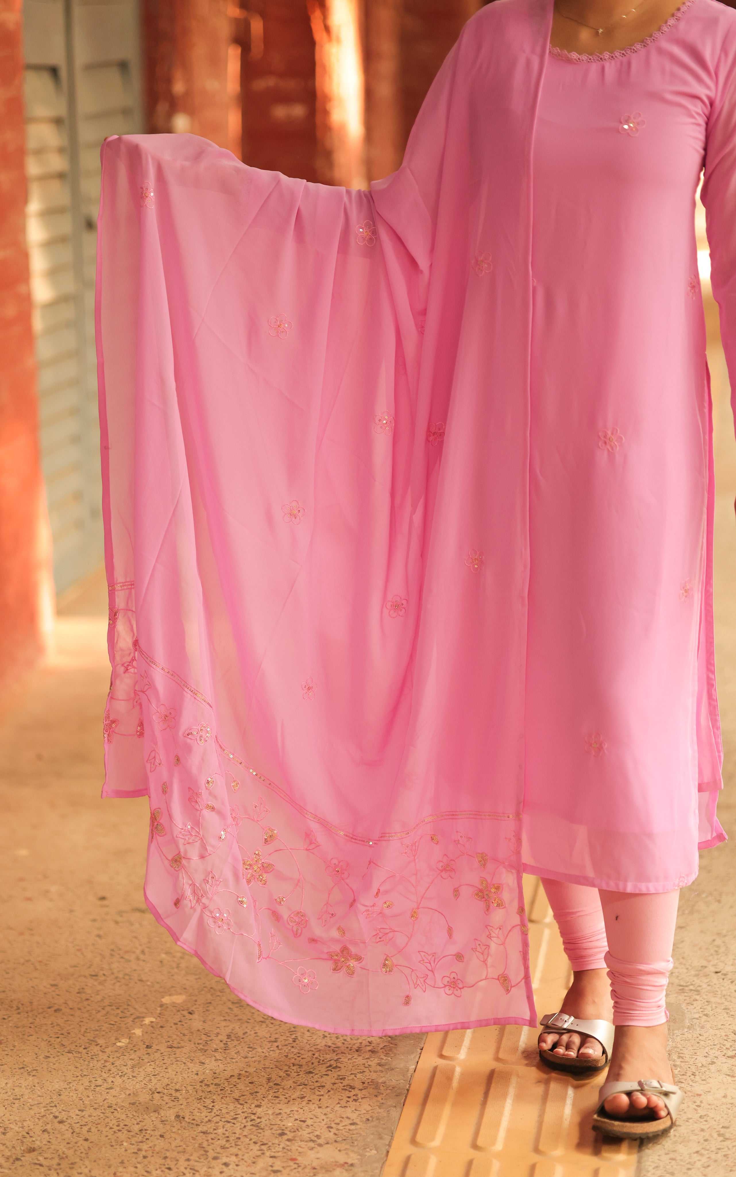 Sillunu Oru Kadhal movie kurti – Tamil cinema inspired women’s traditional outfit