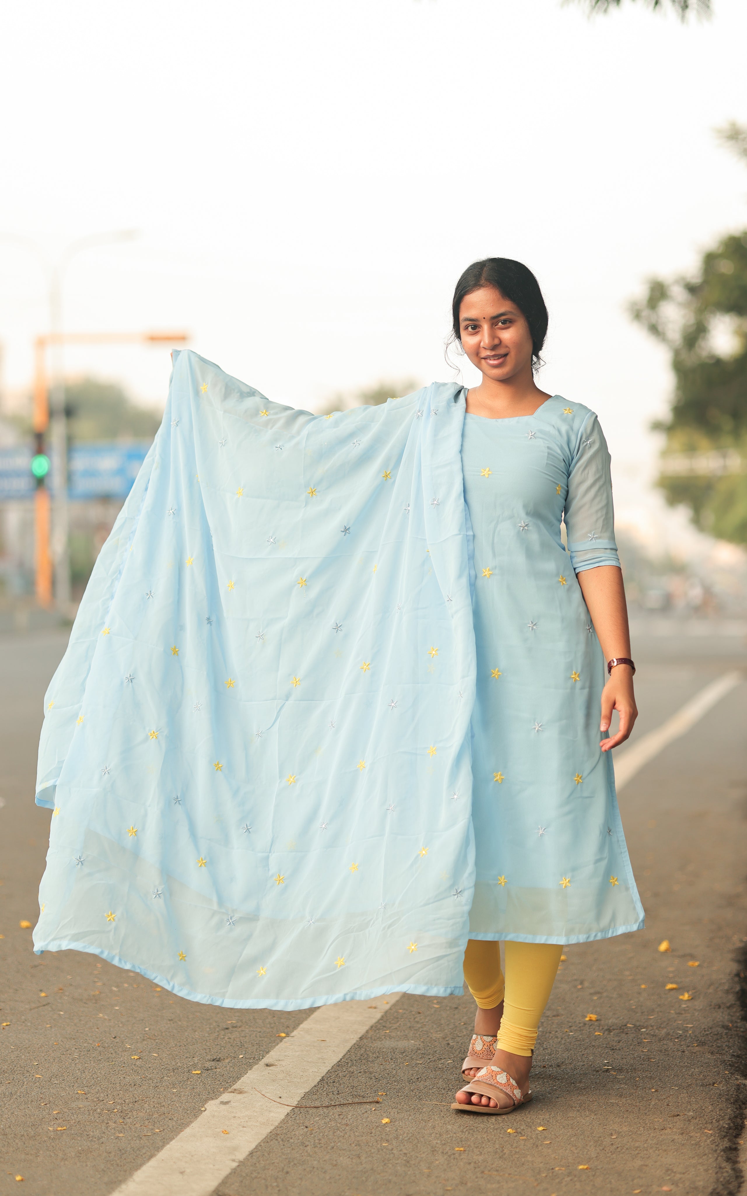 Recreated kurti look from Sillunu Oru Kadhal – Boomika and Aishu fashion style