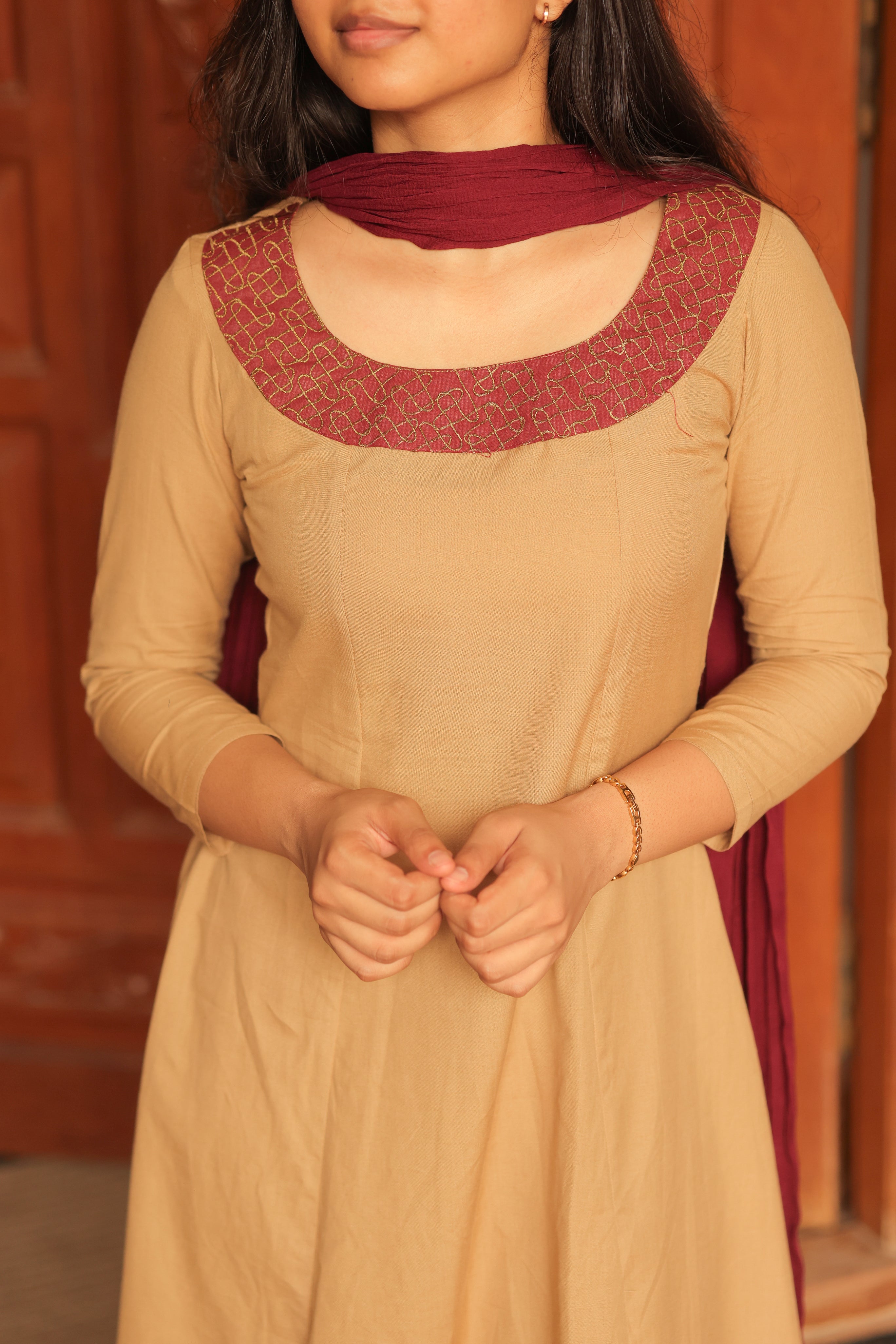 Tabu  as sowmya Kurti with Dupatta
