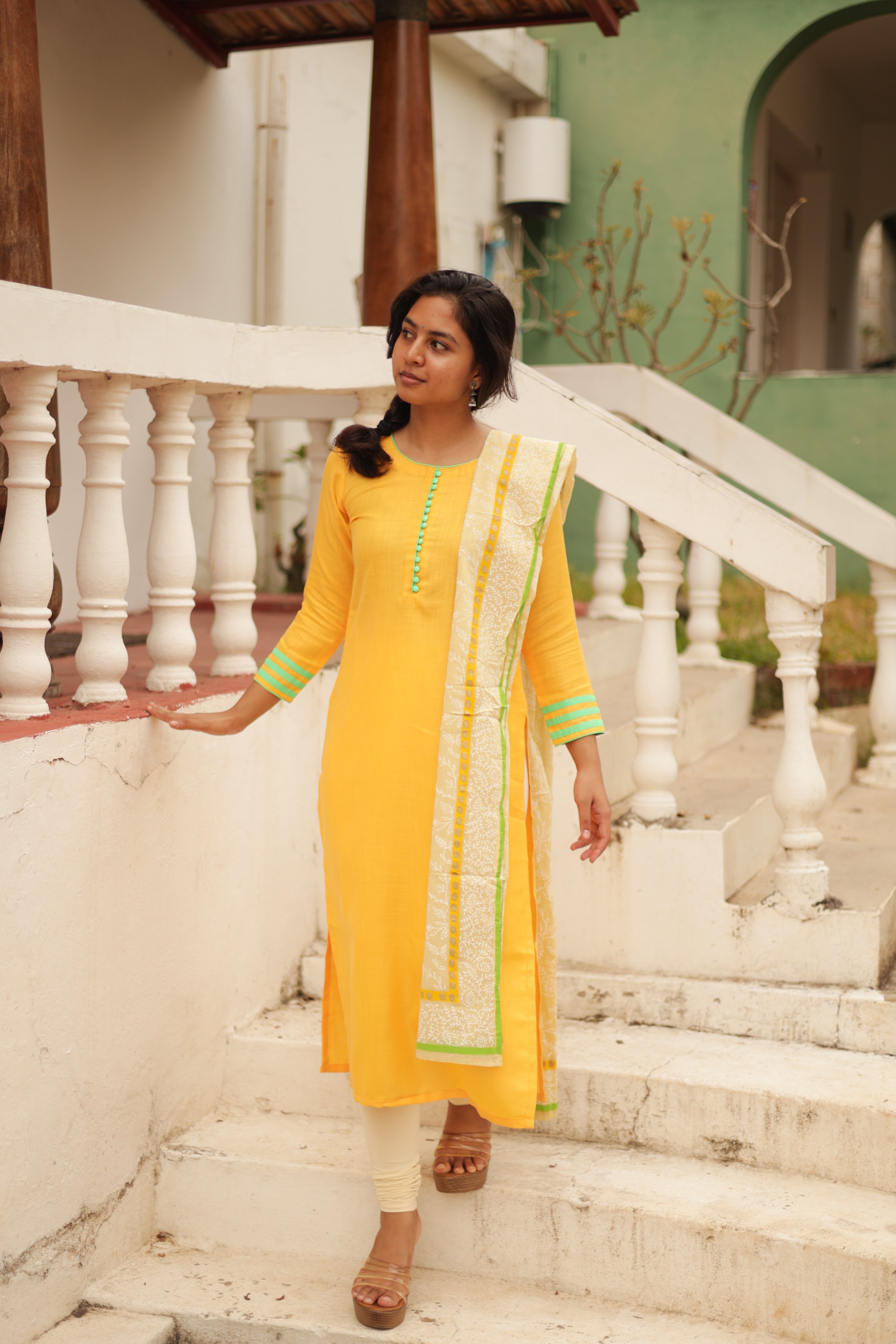 Remo 1 (Kurti+Dupatta) KURTIS Instore