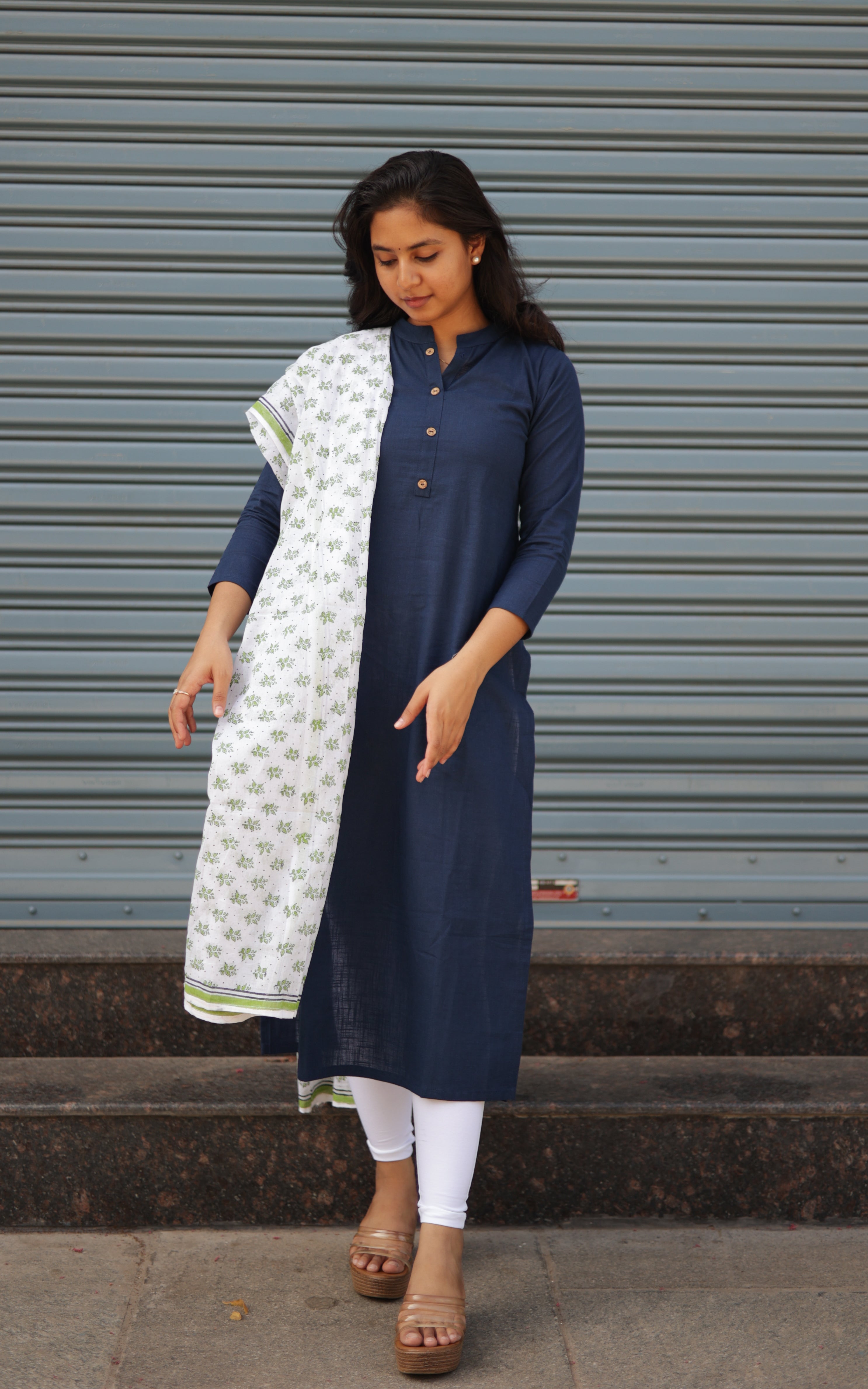 Remo 3 (Kurti+Dupatta) KURTIS instore