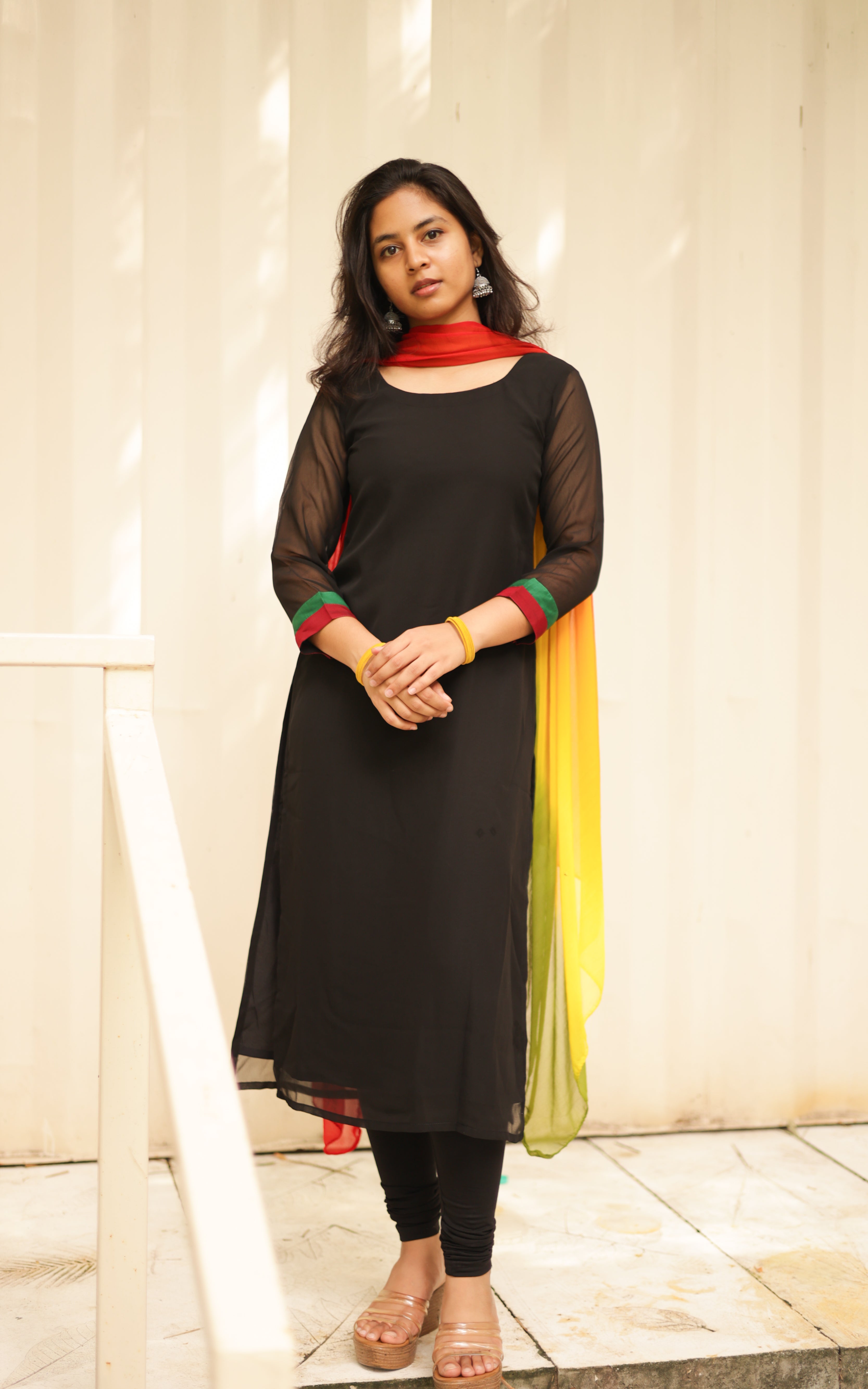 Idhu Kathirvelan Kadhal Nayan (Kurti+Dupatta) KURTIS instore