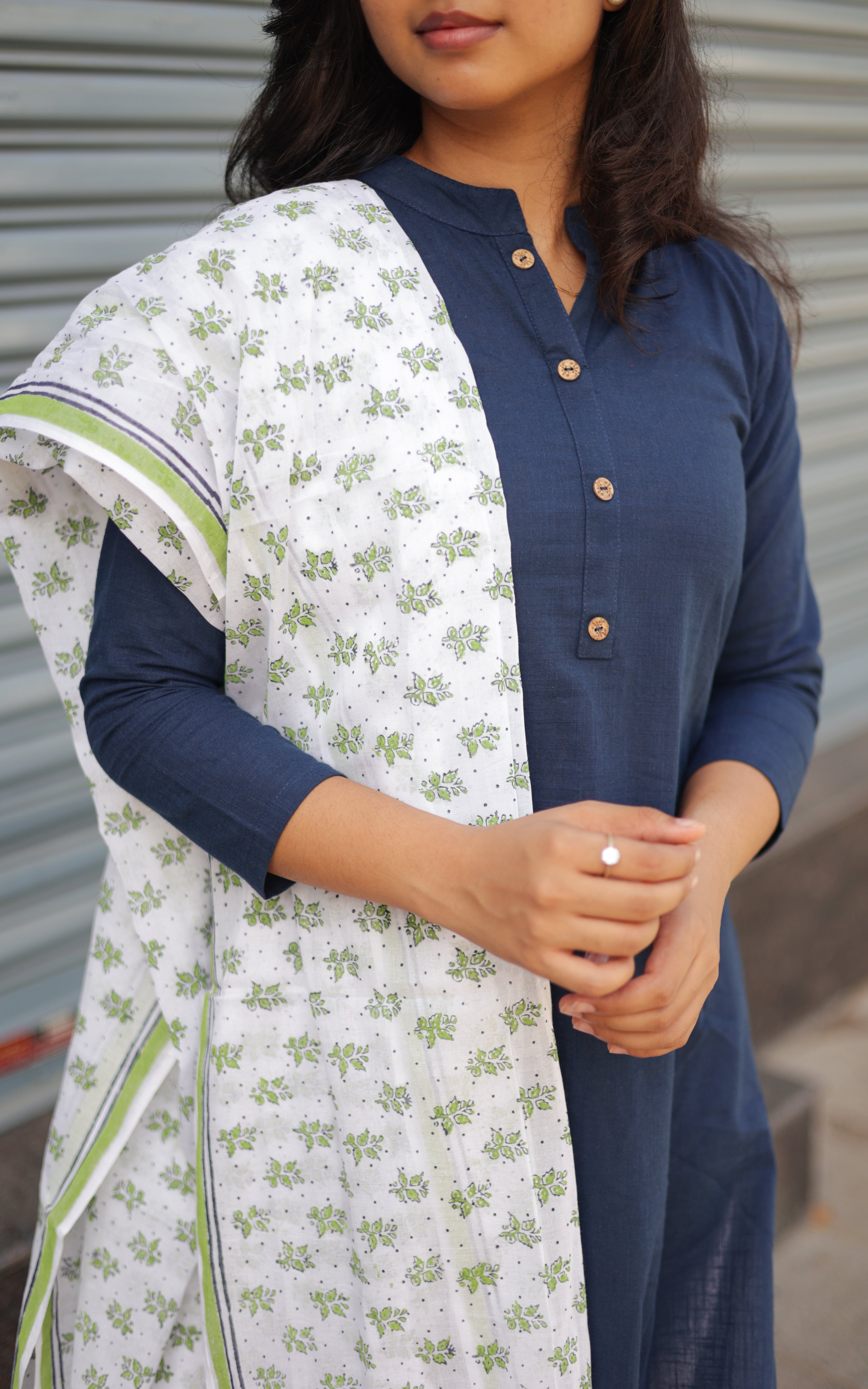 Remo 3 (Kurti+Dupatta) KURTIS instore